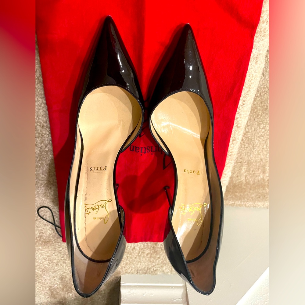Size 39 Iriza 100 Patent open side red sole Christian Louboutin pump